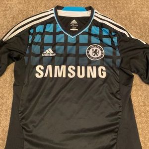 Adidas Chelsea jersey Mens Small, in like new condition.